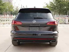 2021 Volkswagen Touareg 3.0TSI Black Sport Package, чёрный — фото 5