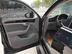 2021 Volkswagen Touareg 3.0TSI Black Sport Package, чёрный — фото 18