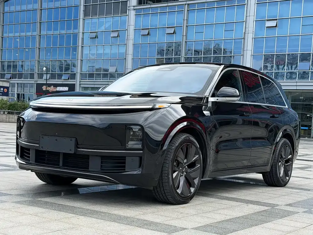 2023 Li Auto L8