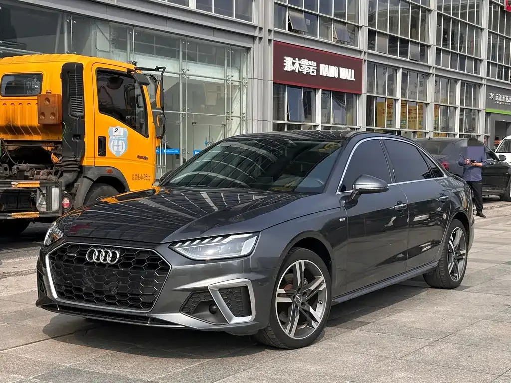 2022 Audi A4L 40 TFSI Fashion Dynamic