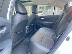 2021 Toyota Corolla 1.2T S-CVT Luxury, белый — фото 15