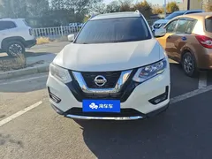 2021 Nissan X-Trail 2.5L CVT 4WD XL, белый — фото 2