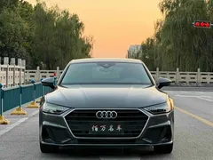 2022 Audi A7 45 TFSI — фото 2