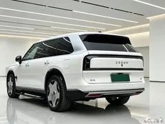 2026 Zeekr 9X Hyper 70kWh 6-Seat, белый — фото 4