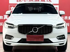 2021 Volvo XC60 4WD Luxury, белый — фото 2