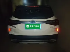 2021 Kia Seltos 1.5L CVT Trend, белый — фото 3