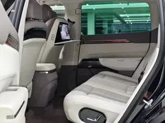 2025 Zeekr 7X 75kWh RWD Smart Driving, чёрный — фото 8