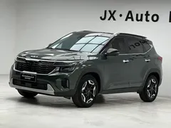 2023 Kia Seltos 1.5L CVT Premium, зелёный — фото 1
