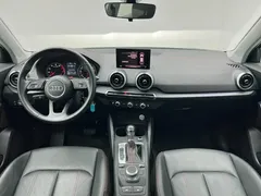 2022 Audi Q2L 35 TFSI Sport, синий — фото 17