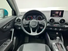 2022 Audi Q2L 35 TFSI Sport, синий — фото 18