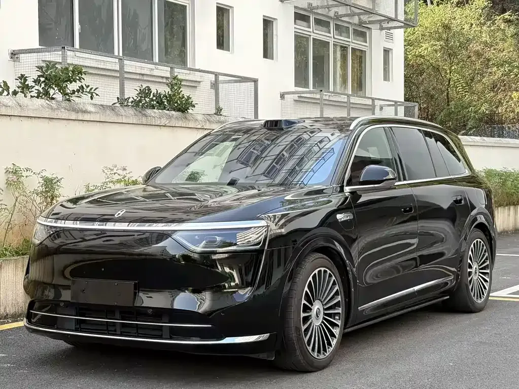 2025 Aito M8 EREV Ultra 53.4kWh 5-Seat 192-line Lidar
