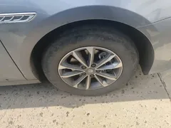 2024 BYD Qin PLUS Honor DM-i PHEV 55km Leading — фото 8