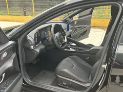 2022 Hyundai Elantra 1.5L CVT LUX Premium, чёрный — фото 4