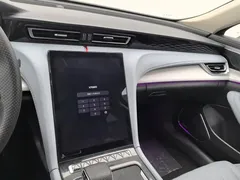 2025 Hongqi H5 PHEV 170 — фото 12