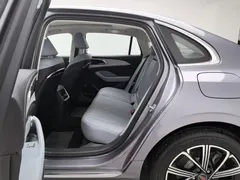 2025 Hongqi H5 PHEV 170 — фото 15