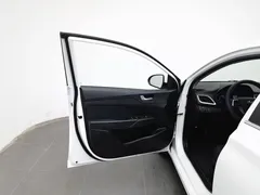 2020 Hyundai Yuena 1.4L MT GLS, белый — фото 8