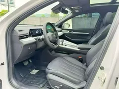 2023 Geely Preface 1.5TD Kunlun, белый — фото 5