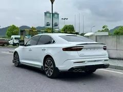 2023 Geely Preface 1.5TD Kunlun, белый — фото 7