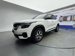2021 Kia Seltos 1.5L CVT Trend, белый — фото 1