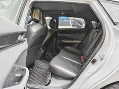 2022 Changan UNI-V 1.5T Premium — фото 6