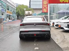 2022 Changan UNI-V 1.5T Premium — фото 9