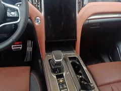 2023 Hongqi HS7 2.0T AT 4WD Qichang 6-seat, чёрный — фото 16