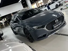 2022 Mazda 3 2.0L AT Obsidian Black, синий — фото 3