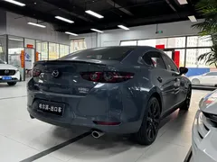 2022 Mazda 3 2.0L AT Obsidian Black, синий — фото 10
