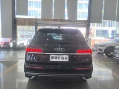 2021 Audi Q7 55 TFSI quattro S line Sport, чёрный — фото 5