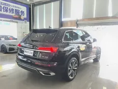 2021 Audi Q7 55 TFSI quattro S line Sport, чёрный — фото 6