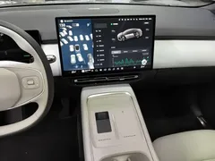 2024 Xpeng P7+ Ultra Long Range Max — фото 10