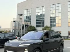 2026 Nio ES8 6-seat Executive Luxury, чёрный — фото 1