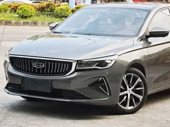 2022 Geely Emgrand 4th Gen 1.5L CVT Premium — фото 10
