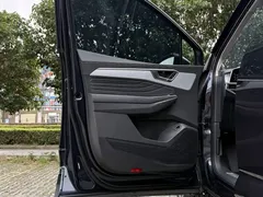 2023 Volkswagen Talagon 380TSI 4WD Luxury Pro 6, синий — фото 15