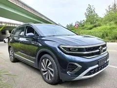 2021 Volkswagen Talagon 380TSI 4WD Luxury Pro — фото 2