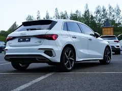 2022 Audi A3 Sportback 35 TFSI Fashion Sport, белый — фото 4
