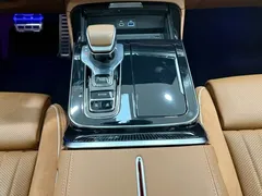 2025 Hongqi H9 2.0T 2WD Fashion 5, чёрный — фото 7