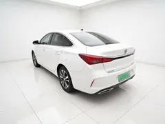 2021 Changan Eado PLUS Blue Whale NE 1.4T GDI DCT Premium, белый — фото 25