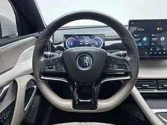2023 BYD Song Pro DM-i PHEV 110KM Champion, белый — фото 17