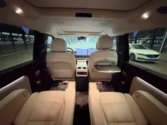 2024 Li Auto MEGA Ultra, белый — фото 7