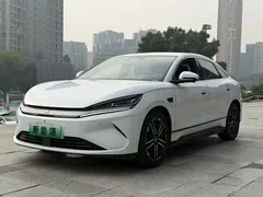 2025 BYD Qin L EV 545km, белый — фото 1