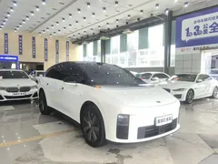 2025 Li Auto i6 4WD Standard, белый — фото 5