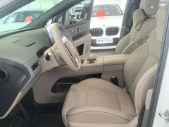 2025 Li Auto i6 4WD Standard, белый — фото 8