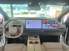 2025 Li Auto i6 4WD Standard, белый — фото 10