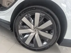 2025 Li Auto i6 4WD Standard, белый — фото 20