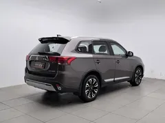 2020 Mitsubishi Outlander 2.0L 2WD Enjoy 7 — фото 2