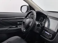2020 Mitsubishi Outlander 2.0L 2WD Enjoy 7 — фото 22