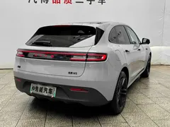 2024 Aito M5 EREV Max RS 4WD ADAS — фото 5