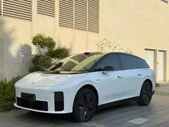 2025 Li Auto i6 2WD Standard, белый — фото 1