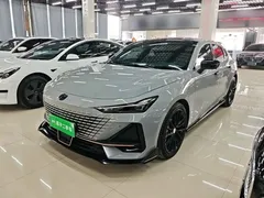 2022 Changan UNI-V 1.5T Sport — фото 1